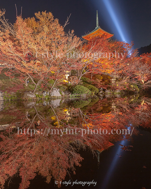 清水寺の紅葉ライトアップ